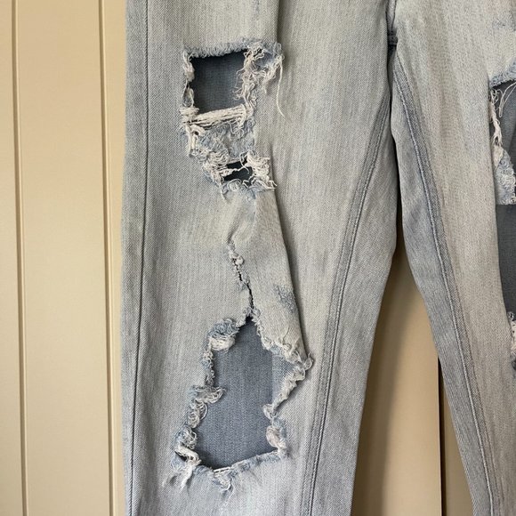 Blue Ripped Jeans - Picture 4 of 9